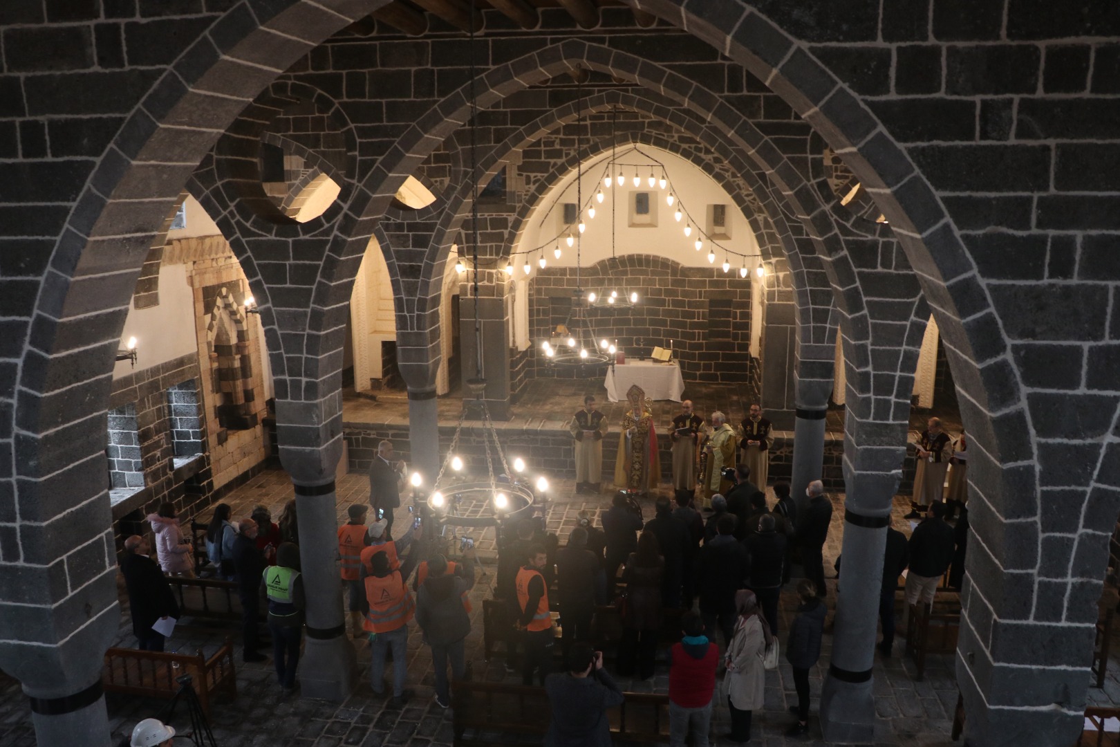 Diyarbakır Surp Hovsep Kilisesi'nde ayin